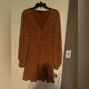 Short dress with longer bell sleeves